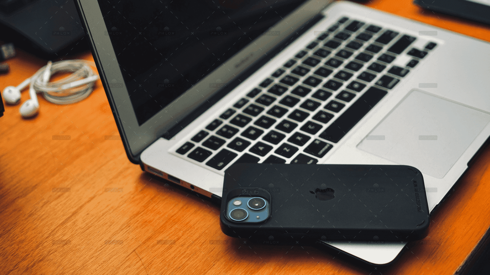 demo-attachment-1086-daniel-octavian-0K-8AhKkhKM-unsplash-1